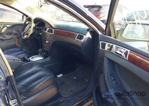 2005 Chrysler Pacifica Touring z USA, uszkodzony, nr VIN 2C8GF68475R660894